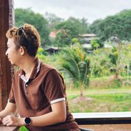 แชท หญิง, ไบรุก 