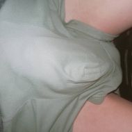 แชท หญิง, ไบรุก 