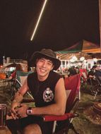 chat looking for friends 