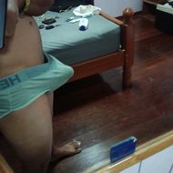 chat chat, hangout  from Suphan Buri