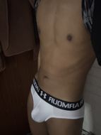 chat looking for friends  from Pathum Thani