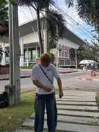 chat looking for friends 