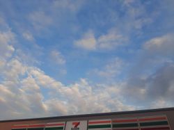 รูปภาพที่โพสต์โดย 🕊(ชอบผญ.)