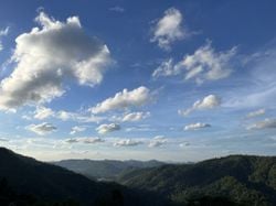 รูปภาพที่โพสต์โดย 🪐
