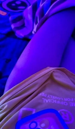 รูปภาพที่โพสต์โดย นัดอมKUYฟรีตอนนี้ เยดปาก คอลึก ร่านๆทาสควย👅💦