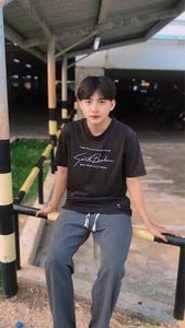 รูปภาพที่โพสต์โดย ʿℍ𝕖𝕝𝕝𝕠 𝔹𝕚𝕘𝕫𝕩 :(วันๆลงเเต่เพลง🦋)