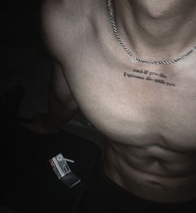 รูปภาพที่โพสต์โดย J (Not gay)