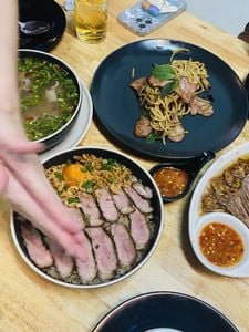 รูปภาพที่โพสต์โดย 2/10