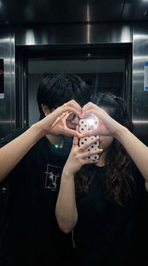 comments.image-posted-by