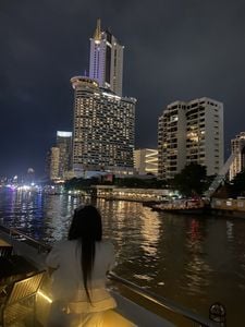รูปภาพที่โพสต์โดย 🤨