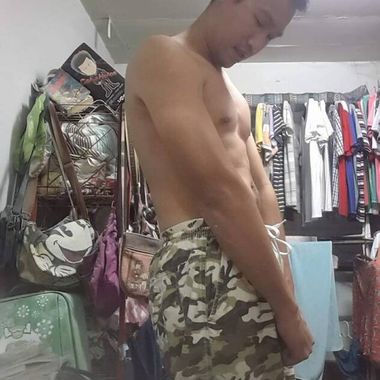 แชท หาเพื่อนเที่ยว, หาเพื่อนไลน์