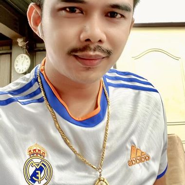 แชท หากิ๊ก 