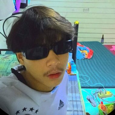 แชท หาเพื่อนคุย, หากิ๊ก 