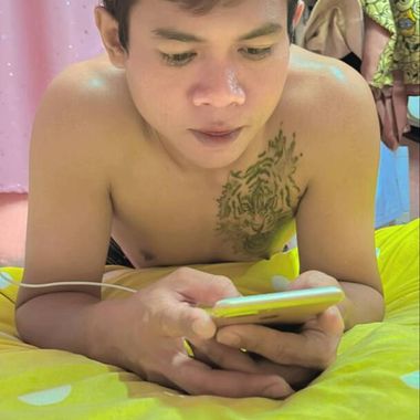 แชท หาเพื่อนคุย, หากิ๊ก  ที่อยู่  ร้อยเอ็ด