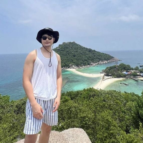 แชท ไบ