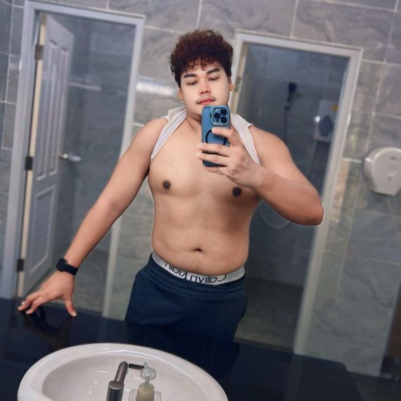 แชท ask, หญิง  ที่อยู่ จ. เชียงราย