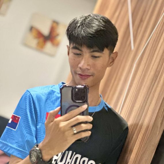 แชท หญิง, ควีน 