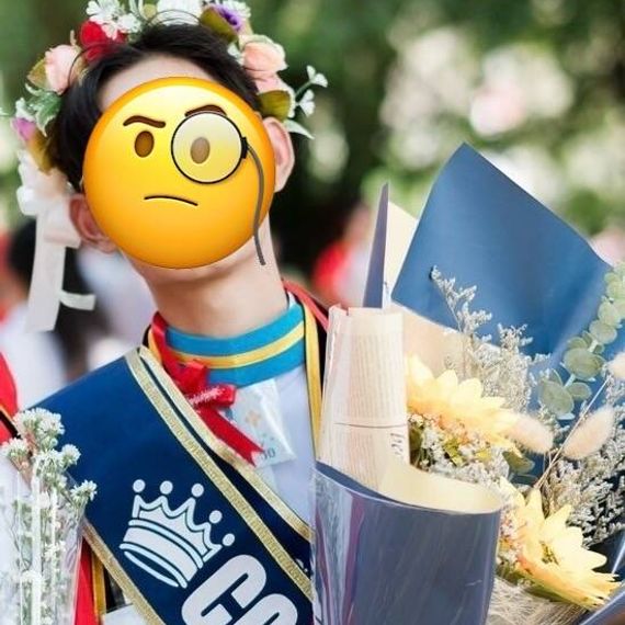 แชท หญิง, ควีน 