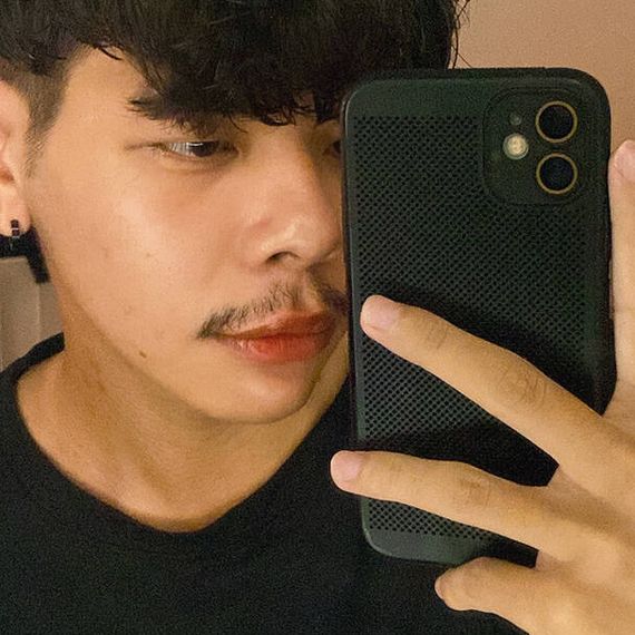 แชท หญิง, ไบ