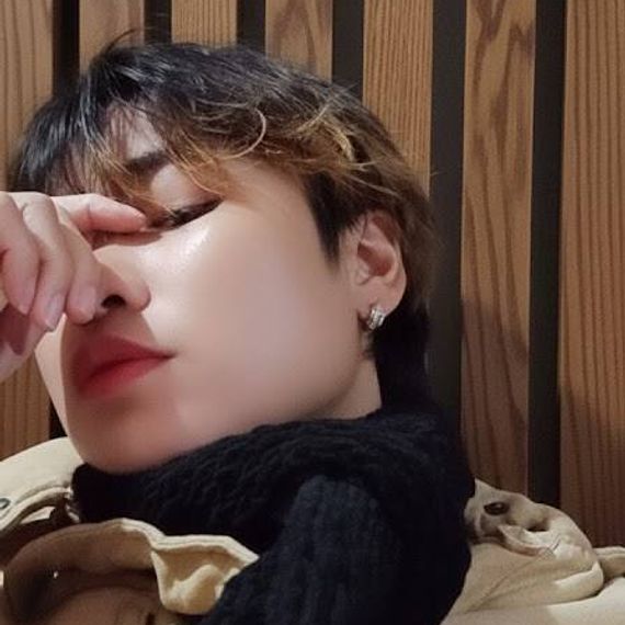 แชท หญิง, ไบรุก  ที่อยู่ จ. นครสวรรค์