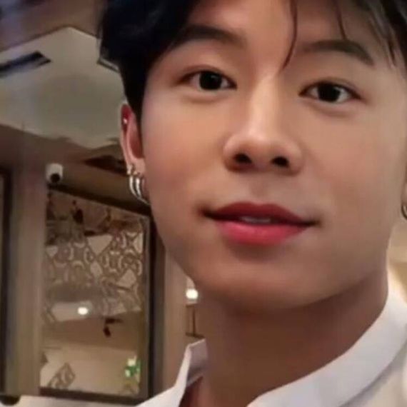 แชท ไบรุก, ไบรับ 