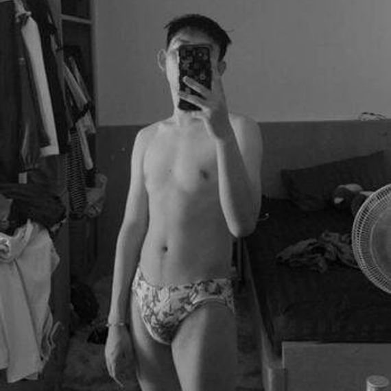 แชท หญิง, ควีน 