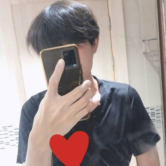 แชท หญิง, ไบ 