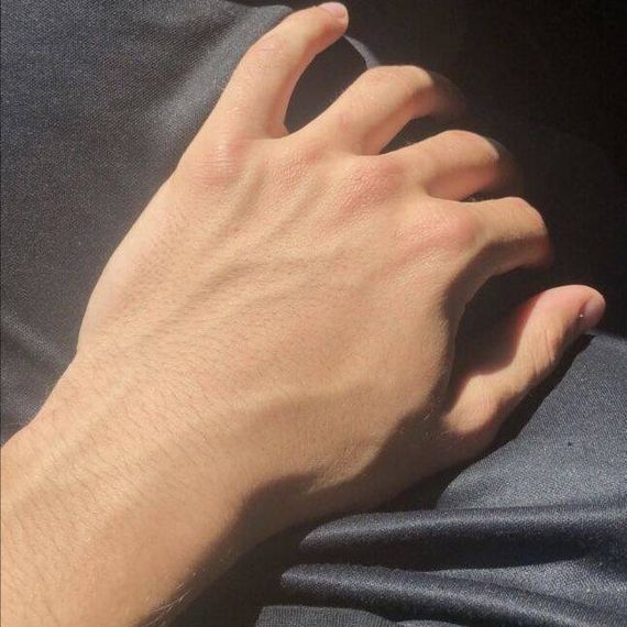 แชท หญิง, ไบ 