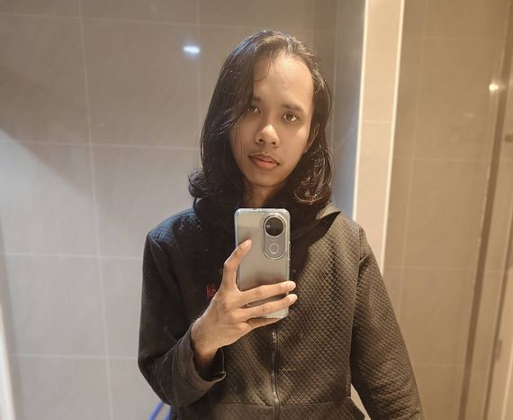 แชท หาเพื่อนคุย  ที่อยู่ จ. ปทุมธานี