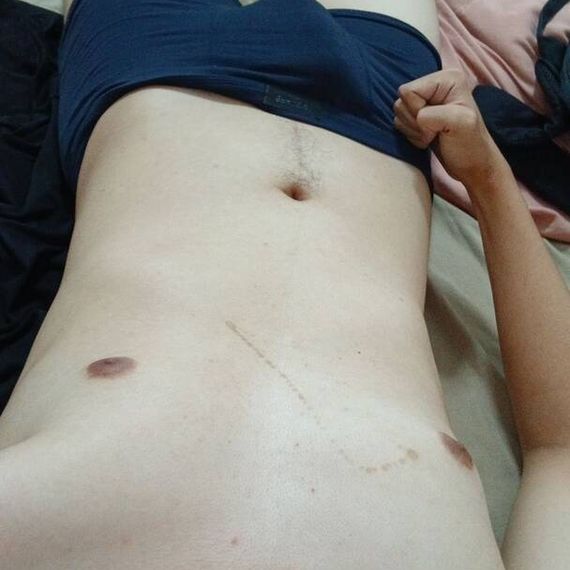 แชท หญิง, ไบรุก 