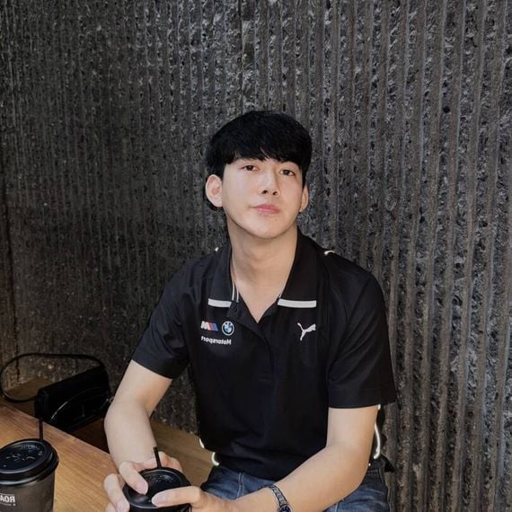 แชท หญิง