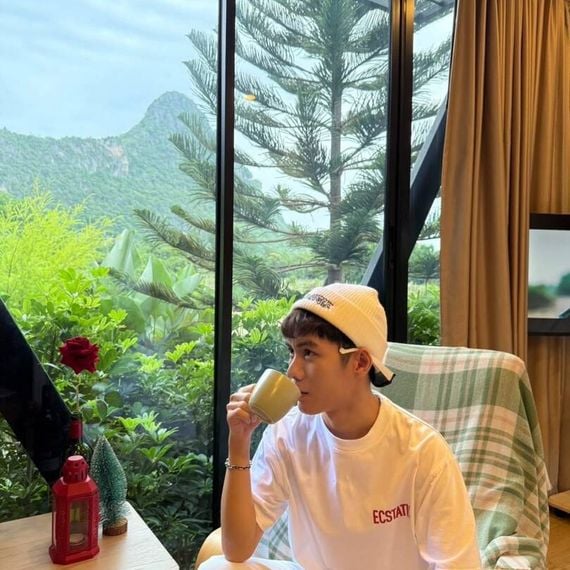 แชท ไบ, ไบรับ