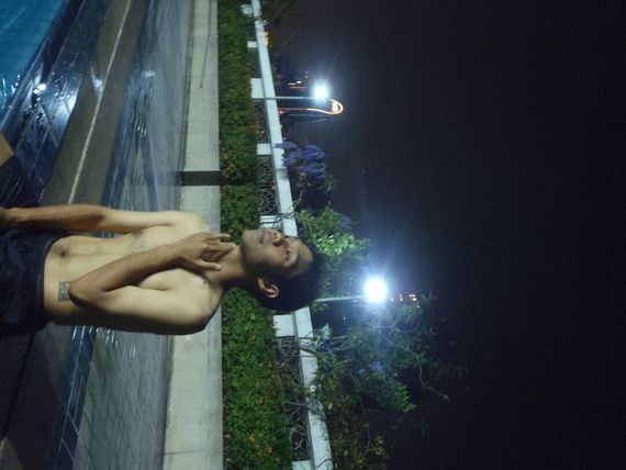 แชท หญิง, ควีน 