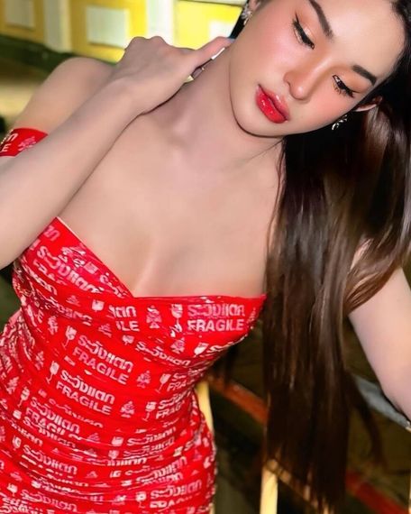 แชท นัดเจอ  ที่อยู่ กรุงเทพมหานคร