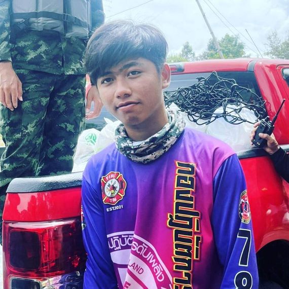chat looking for friends  from Bangkok