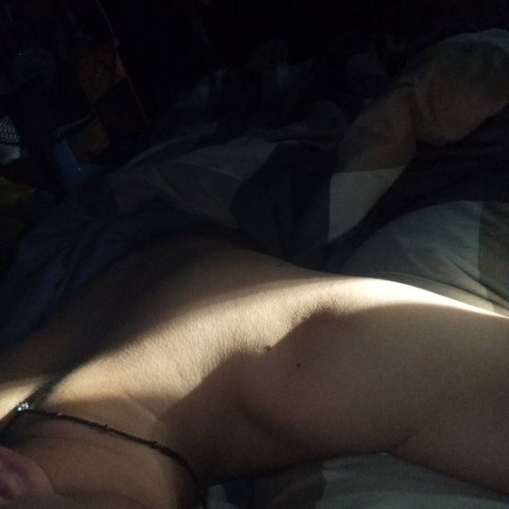 แชท หญิง, ไบ 