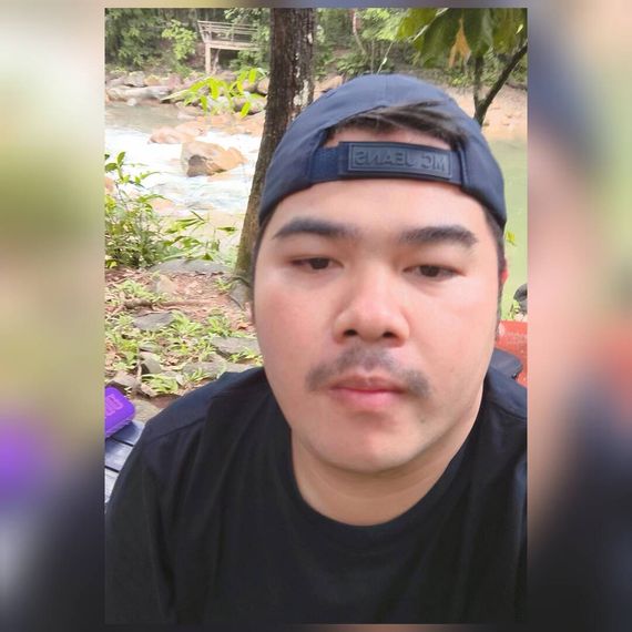 แชท หญิง, ไบรุก 