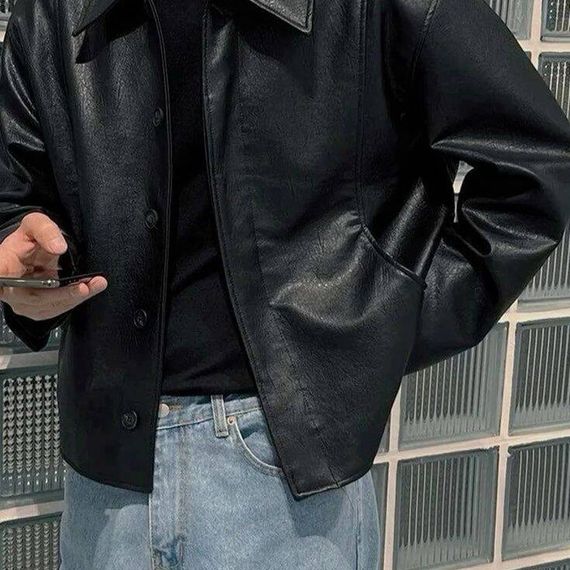 แชท หญิง  ที่อยู่ กรุงเทพมหานคร