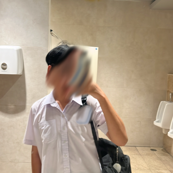 แชท หญิง, ไบ  ที่อยู่ กรุงเทพมหานคร