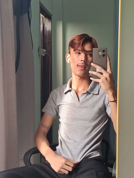 chat find love, chat  from Bangkok
