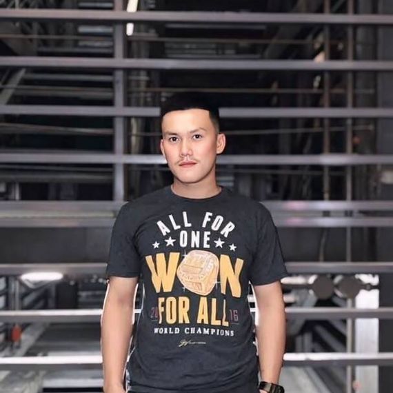 แชท หญิง, ควีน 