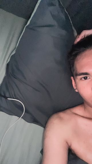 chat looking for friends  from Bangkok