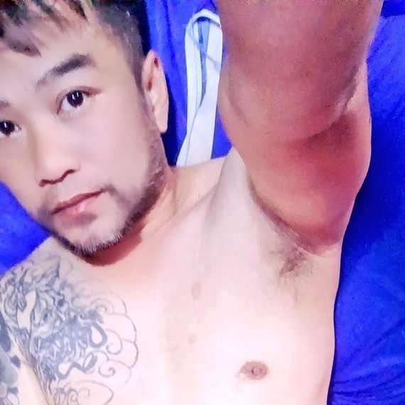 แชท กระเทย, ไบ  ที่อยู่ จ. เลย