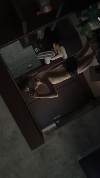 แชท หญิง, ไบรับ  ที่อยู่ กรุงเทพมหานคร