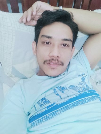 chat looking for friends  from Bangkok
