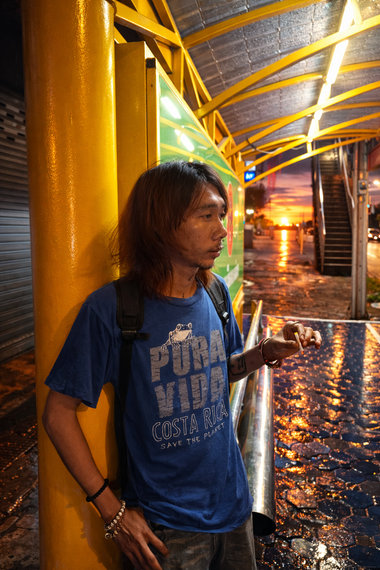 แชท หาเพื่อนคุย  ที่อยู่ จ. ปทุมธานี