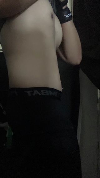 แชท หญิง, ไบ 