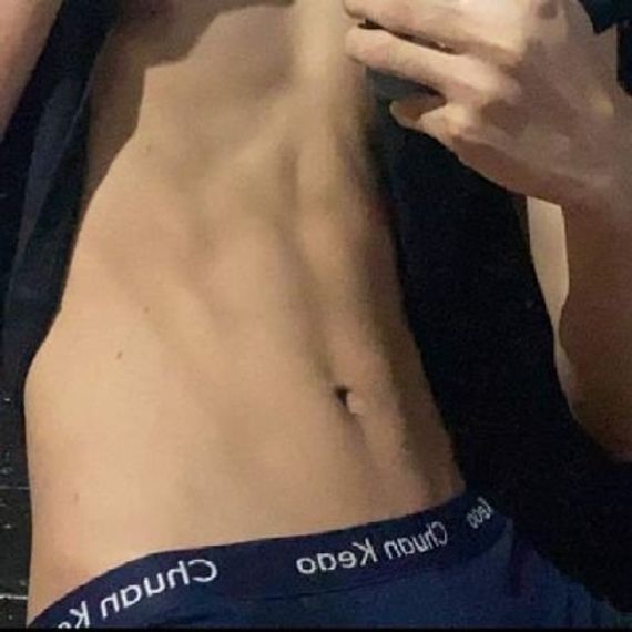 แชท หญิง, ไบ 