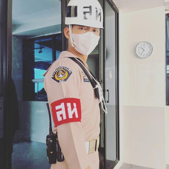แชท หากิ๊ก  ที่อยู่ กรุงเทพมหานคร