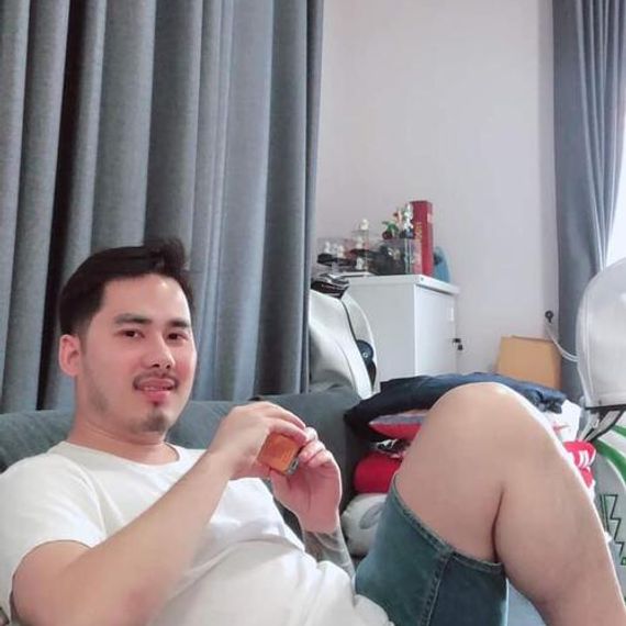 แชท หาเพื่อนคุย, โสด